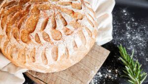 Zuurdesem brood bakken